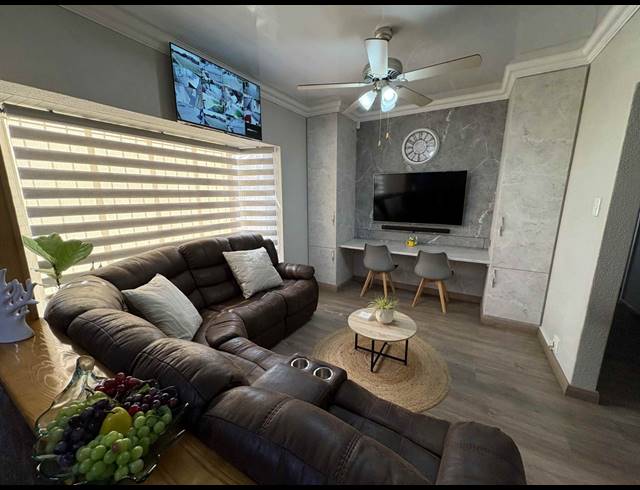 4 BEDROOM HOUSE FOR SALE IN VANDERBIJLPARK SE 3